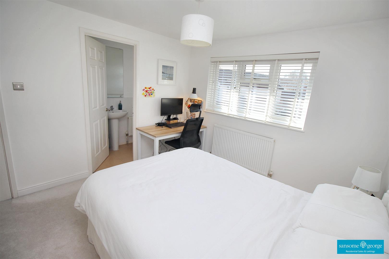 Huscarle Way, Tilehurst, Reading